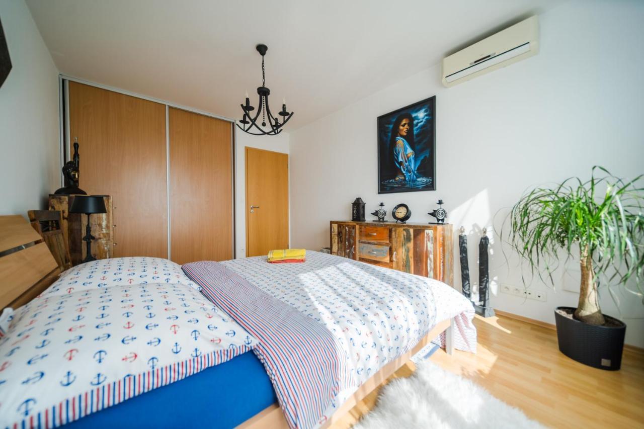Comfy Condo On The 20Th Floor & Free Parking Bratislava Exterior foto